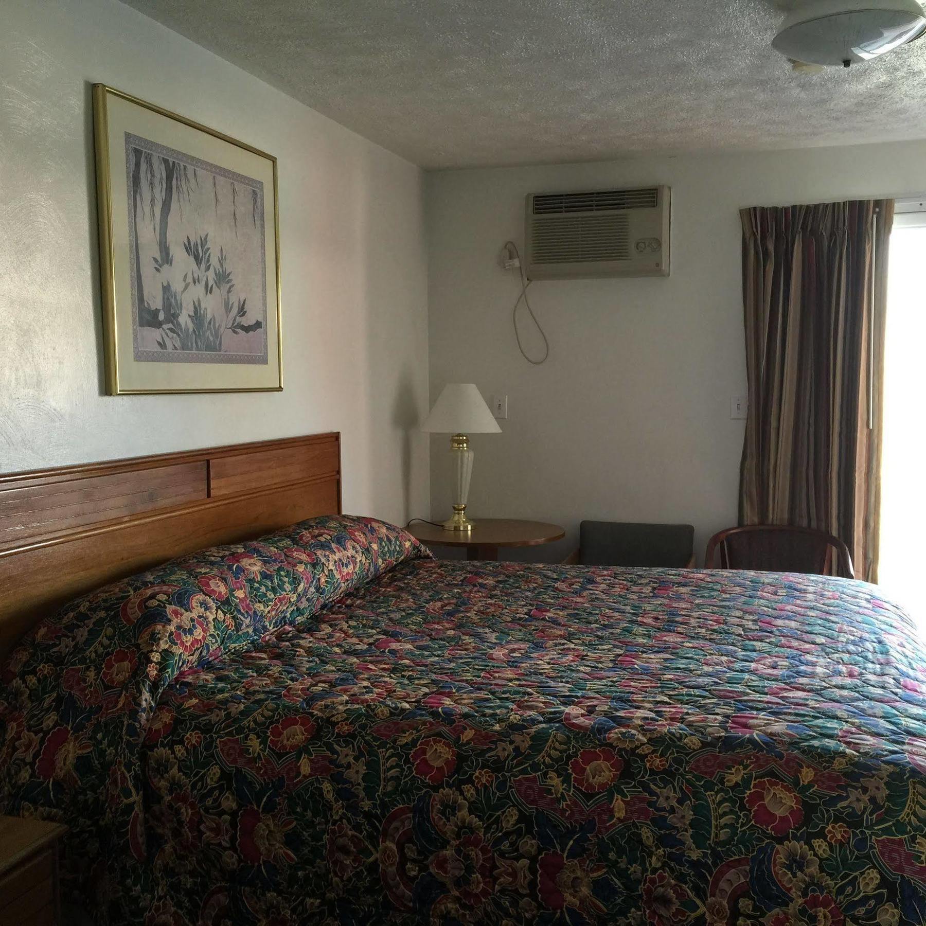 Valley Motel Pittsburgh Harmarville ภายนอก รูปภาพ